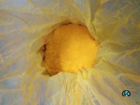 Жълта боя за храни прахообразна.